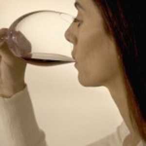 Volledig beeld van: Wijnglas met neusuitsparing